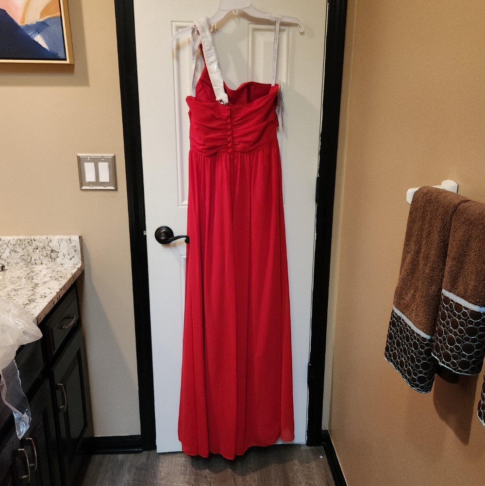 NWT Wedding Special Occasion Dress Size 10. Cherry Color Rhinestone Strap.